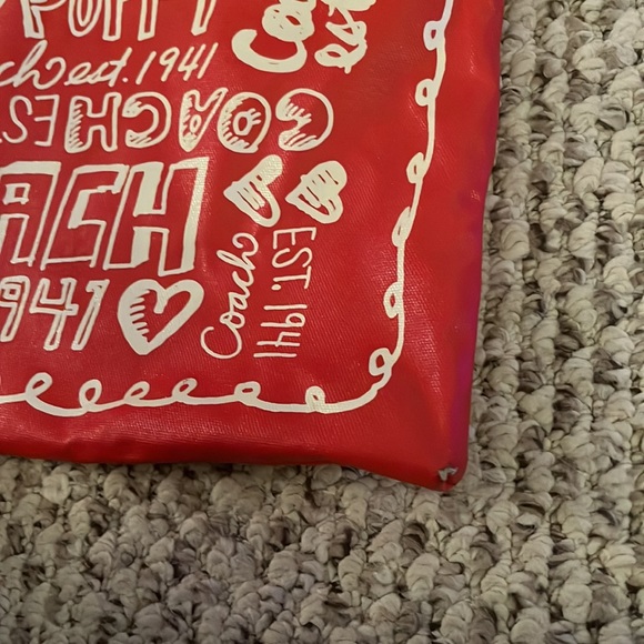 Red Poppy Coach Tote Bag - Picture 4 of 7